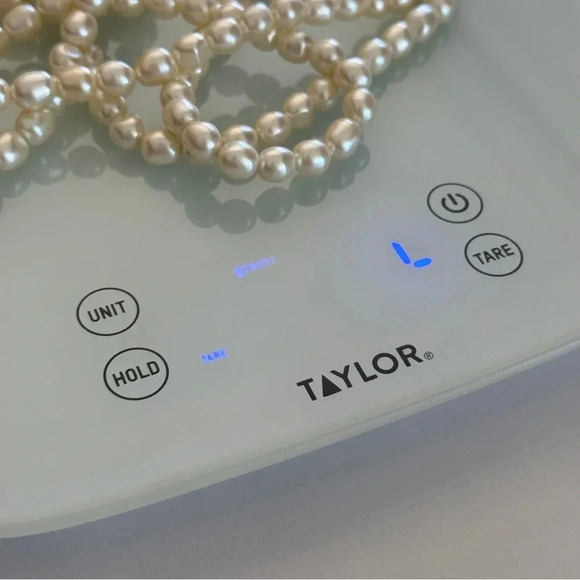 Faux pearl Strand- Long- Layered- Lightweight- Classic - Picture 5 of 5